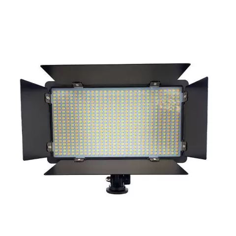 نور ثابت ال ای دی پروفشنال LED U600 RGB (به همراه ریموت کنترل + آداپتور + 2 عدد باتری + شارژر)